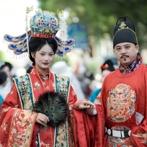 诗行蜀道 华服赴约｜2026广元女儿节华服巡游尽显千载风雅